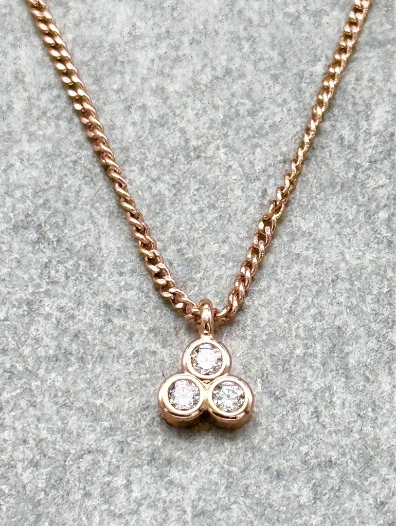 81662